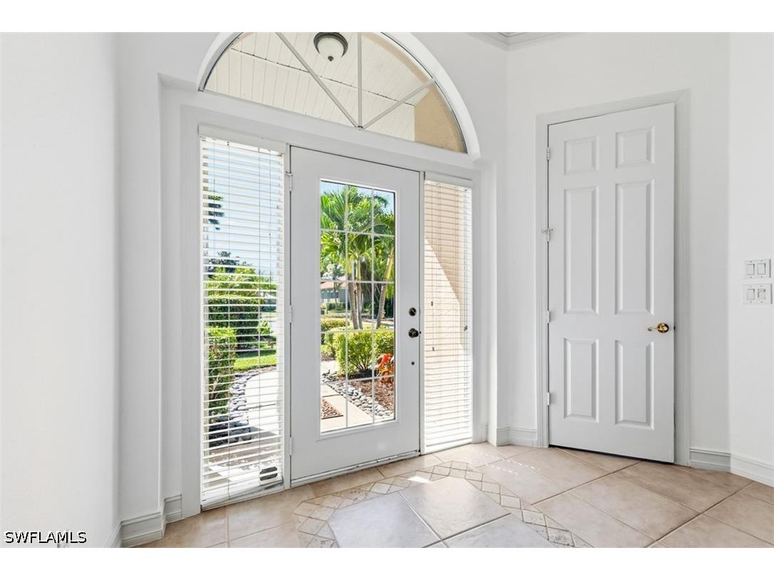 657 Soliel Drive Naples FL 34110 225084115 image2