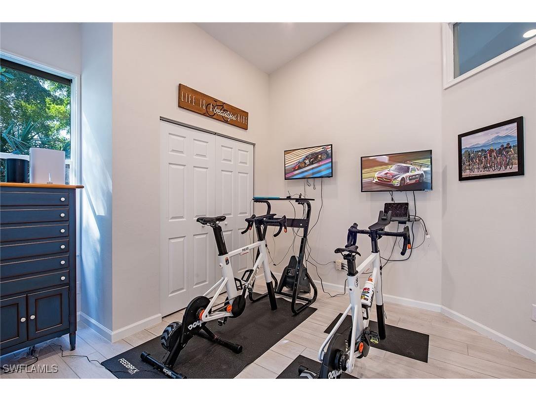 6572 Chestnut Circle Naples FL 34109 225078691 image12