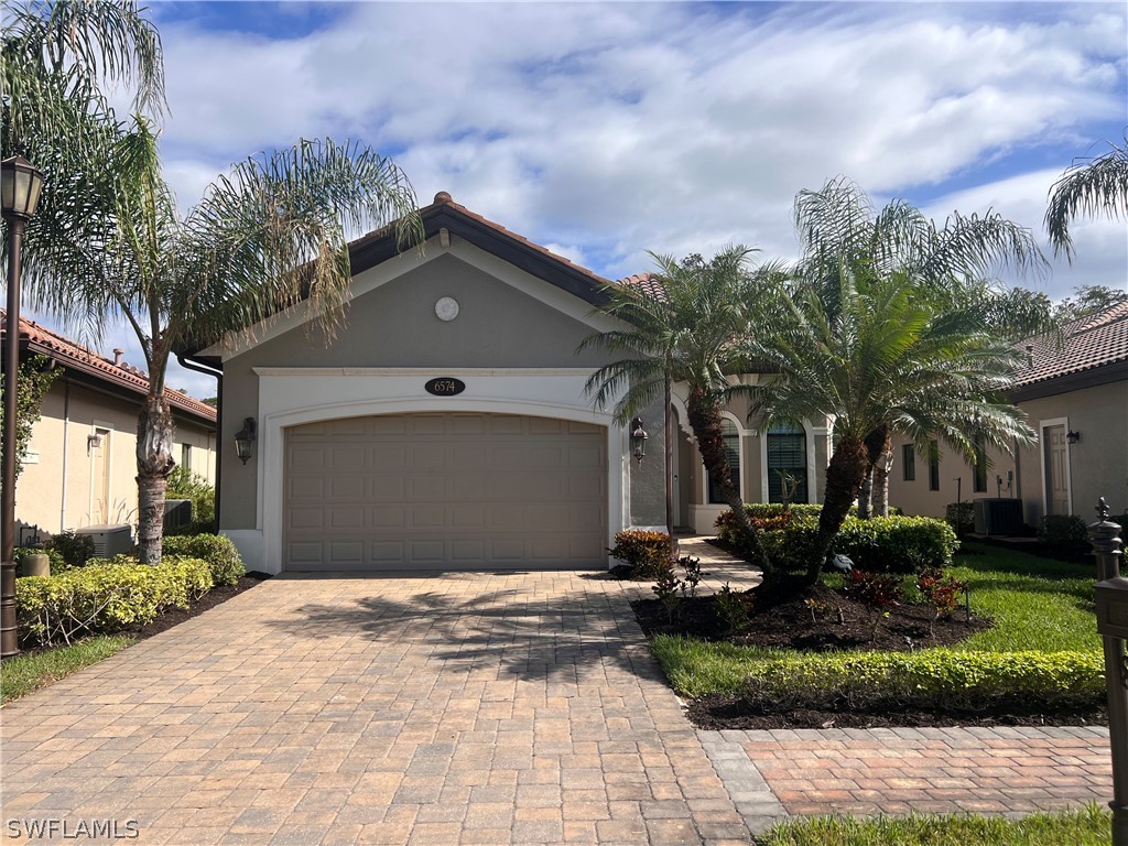 6574 Amarone Lane Naples FL 34113 226012173 image1