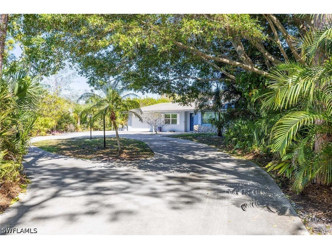 6574 Trail Boulevard Naples FL 34108 226009256 image12