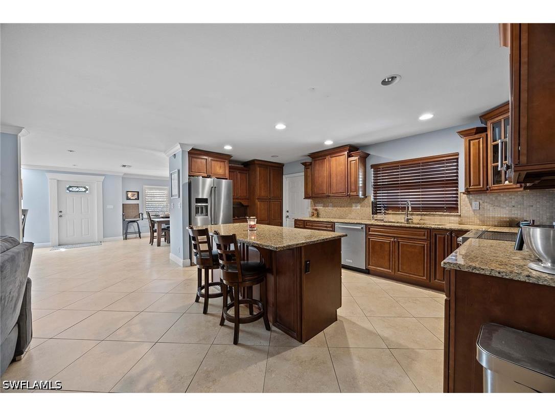 6574 Trail Boulevard Naples FL 34108 226009256 image16
