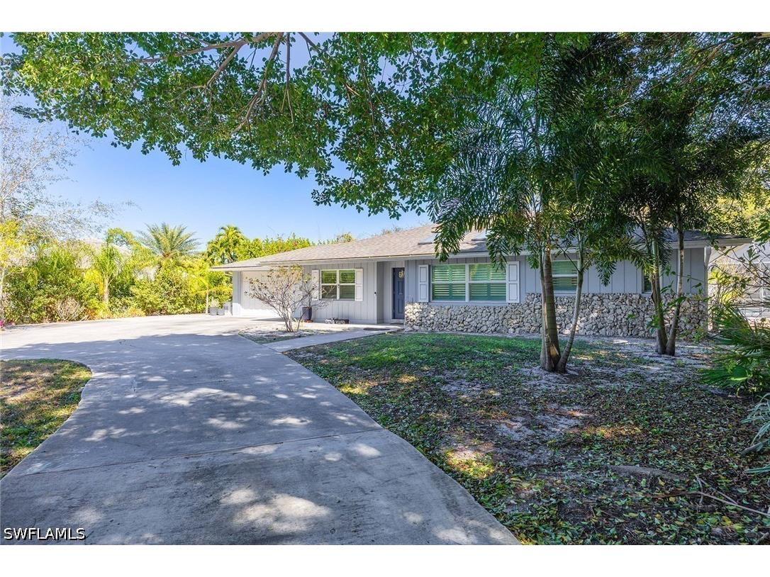 6574 Trail Boulevard Naples FL 34108 226009256 image40