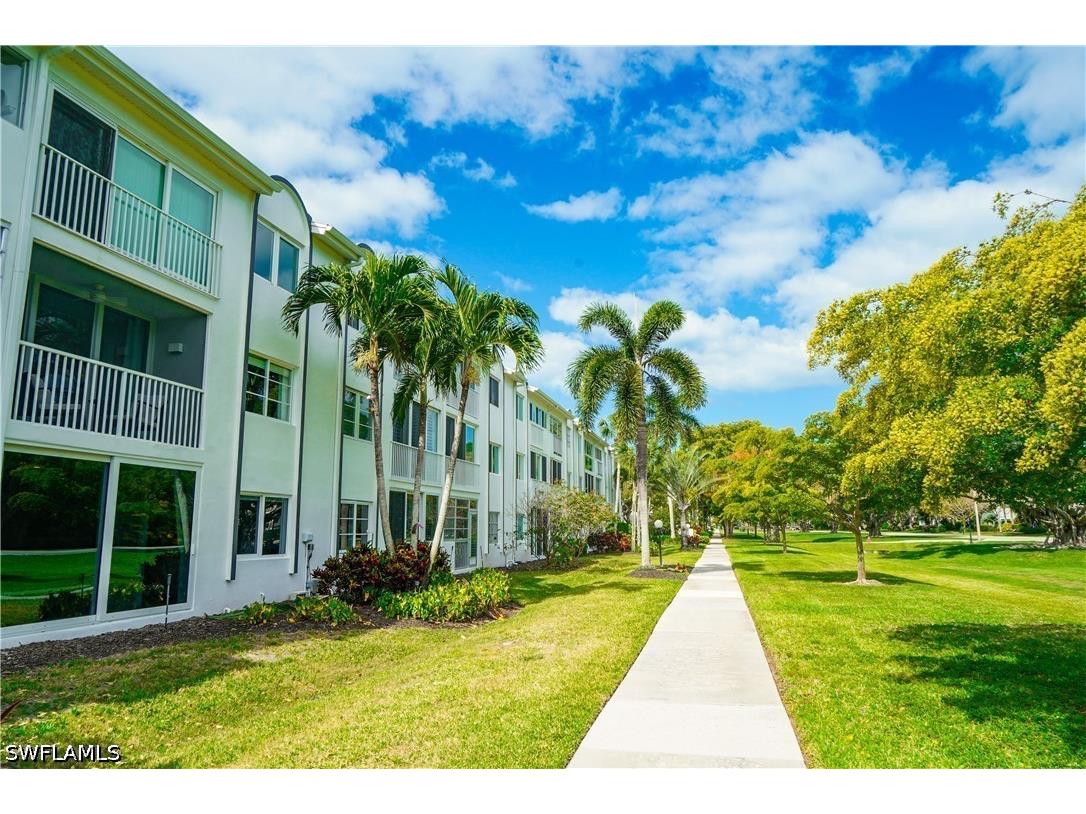 658 Broad Avenue S #J658 Naples FL 34102 226015044 image27