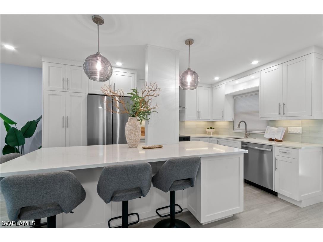 658 Broad Avenue S #J658 Naples FL 34102 226015044 image3