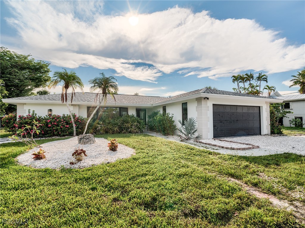 658 Donax Street Sanibel FL 33957 2025007346 image1
