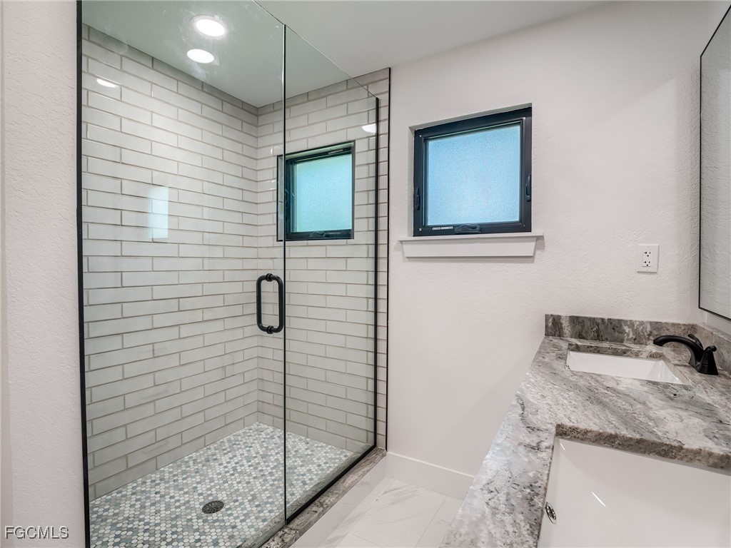 658 Donax Street Sanibel FL 33957 2025007346 image10