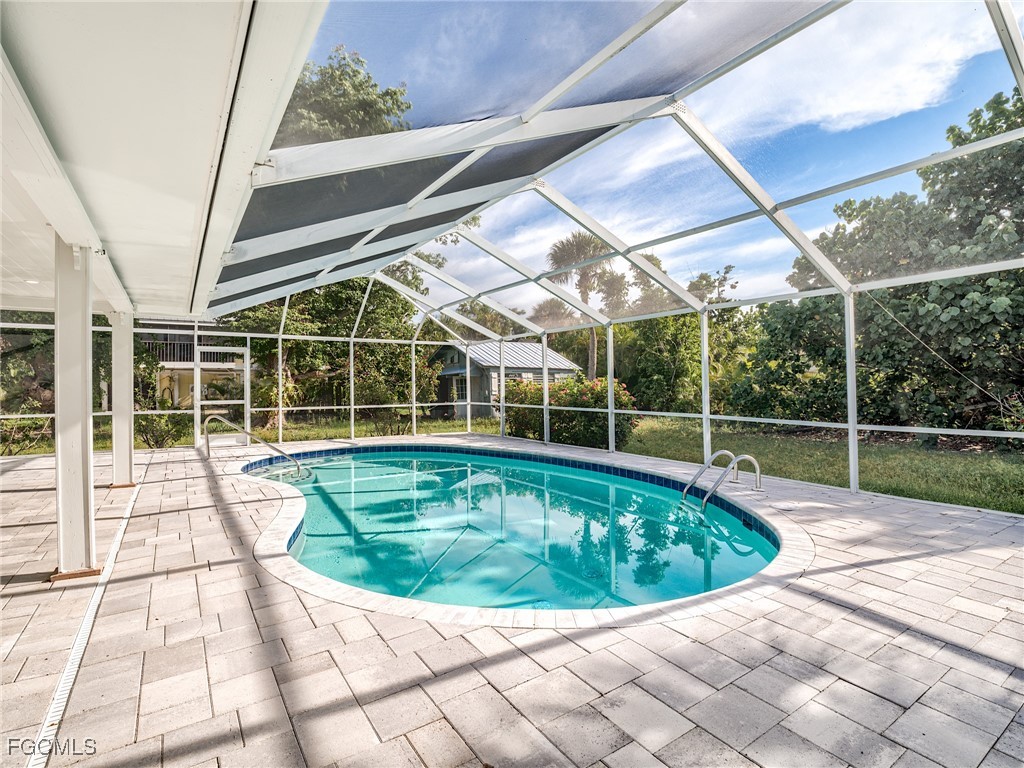 658 Donax Street Sanibel FL 33957 2025007346 image32