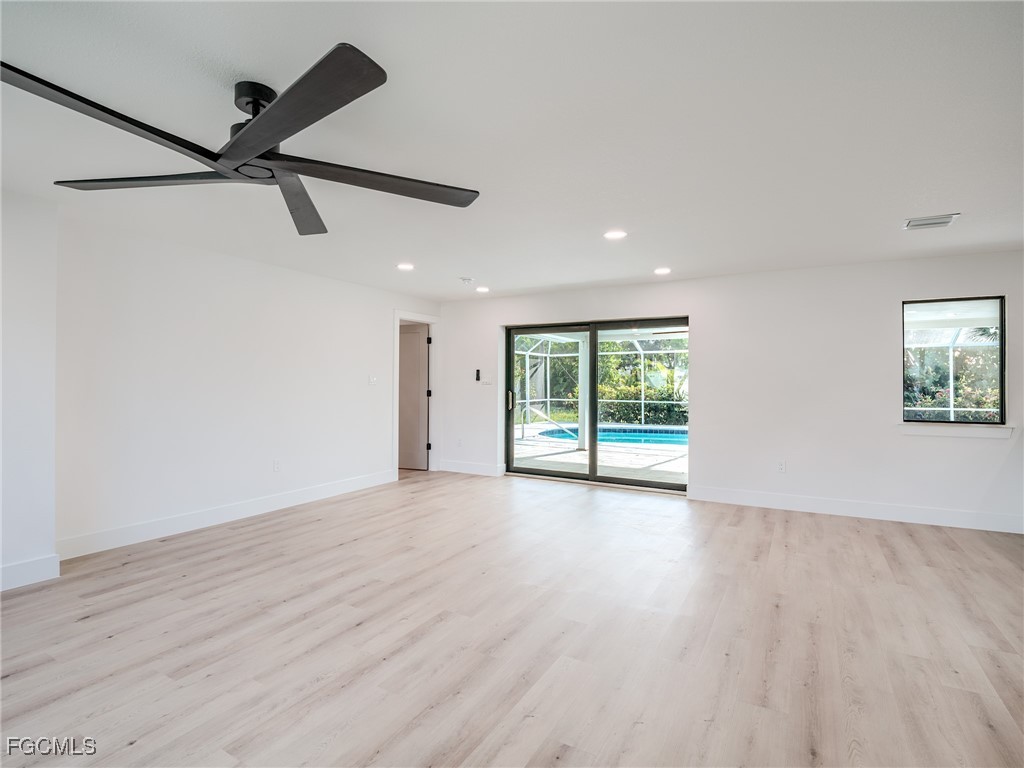 658 Donax Street Sanibel FL 33957 2025007346 image4