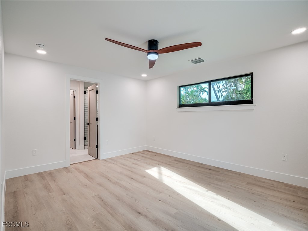 658 Donax Street Sanibel FL 33957 2025007346 image8