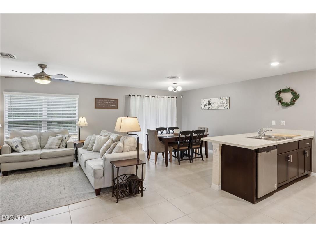 658 Lomond Street Lehigh Acres FL 33972 2025002901 image11