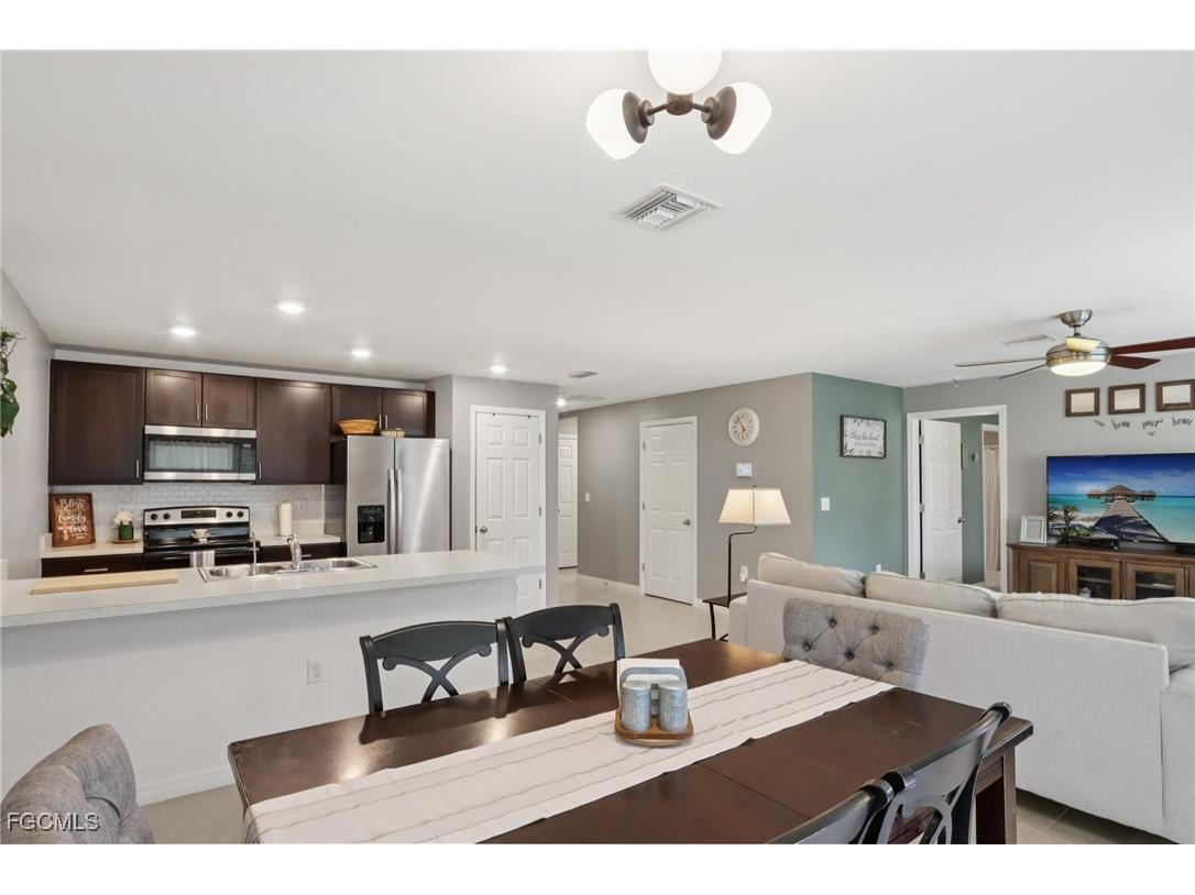 658 Lomond Street Lehigh Acres FL 33972 2025002901 image12