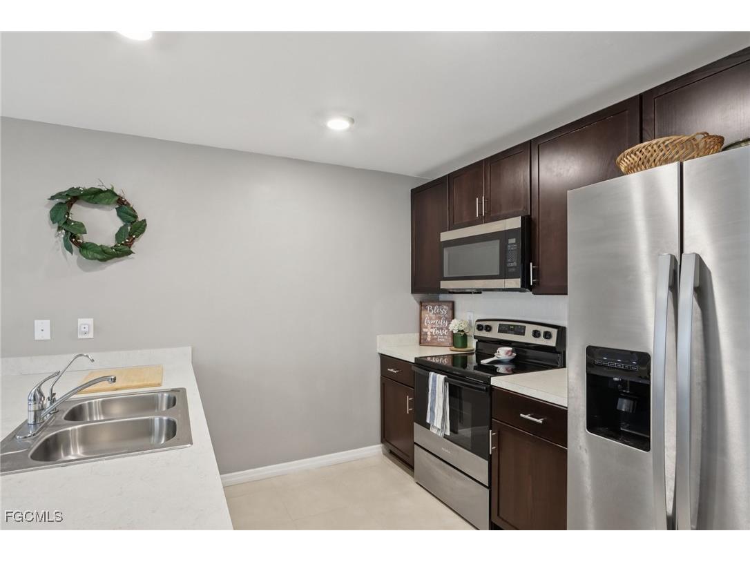 658 Lomond Street Lehigh Acres FL 33972 2025002901 image18