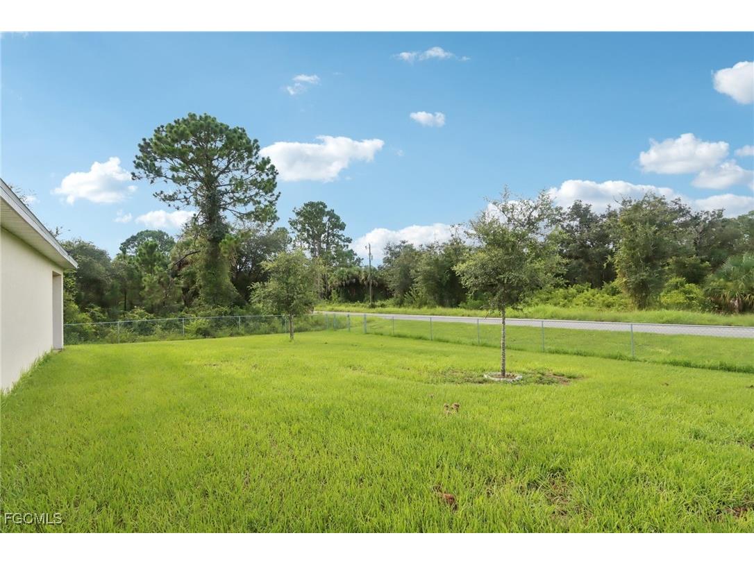 658 Lomond Street Lehigh Acres FL 33972 2025002901 image36