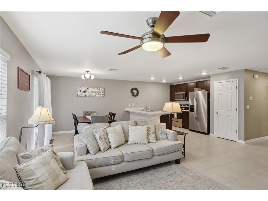 658 Lomond Street Lehigh Acres FL 33972 2025002901 image8