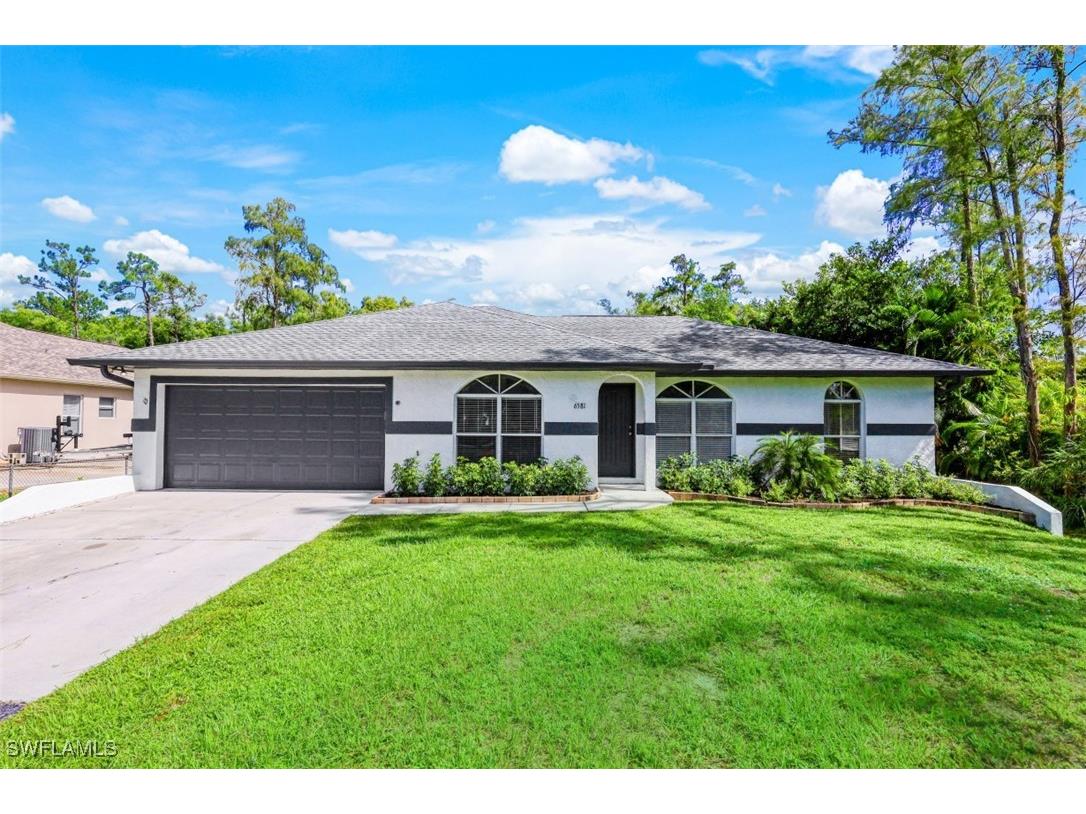 6581 Sable Ridge Lane Naples FL 34109 225008695 image1