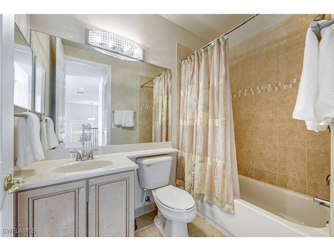 6582 Monterey Point Naples FL 34105 225068643 image20