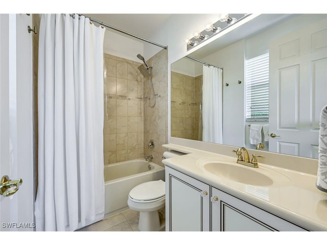 6582 Monterey Point Naples FL 34105 225068643 image22