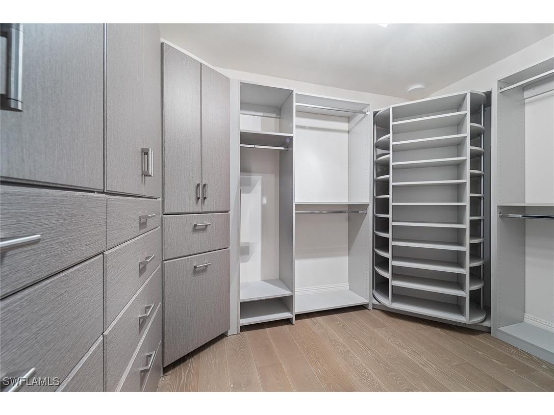 6582 Trail Boulevard Naples FL 34108 225081535 image23