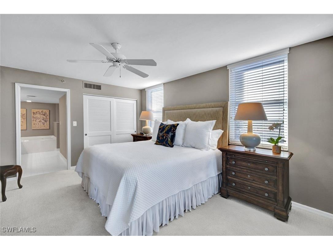 6585 Nicholas Boulevard #404 Naples FL 34108 225026259 image14