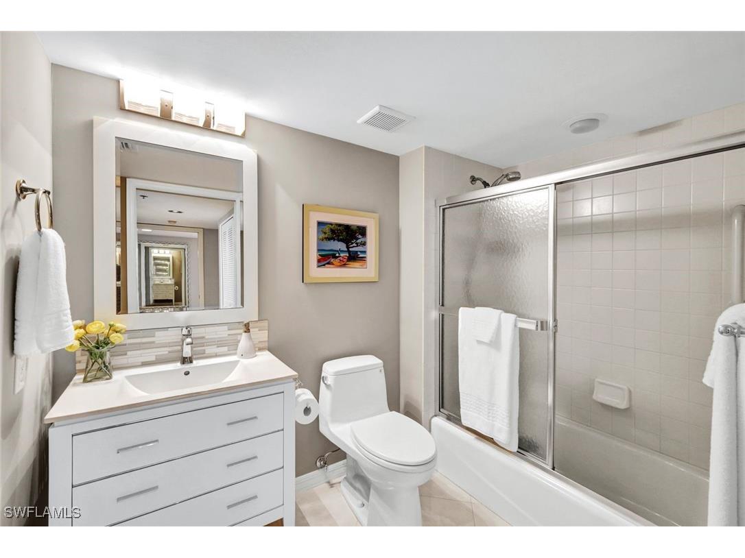 6585 Nicholas Boulevard #404 Naples FL 34108 225026259 image19