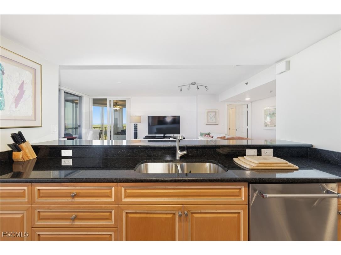 6585 Nicholas Boulevard #703 Naples FL 34108 2026001711 image15