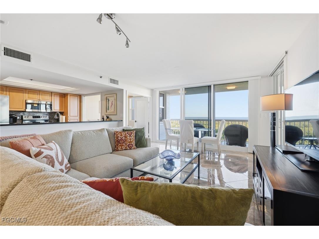 6585 Nicholas Boulevard #703 Naples FL 34108 2026001711 image2