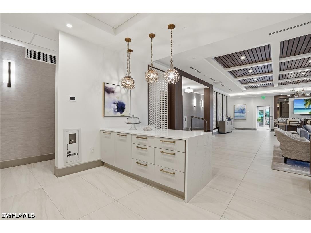 6585 Nicholas Boulevard #902 Naples FL 34108 226014572 image30