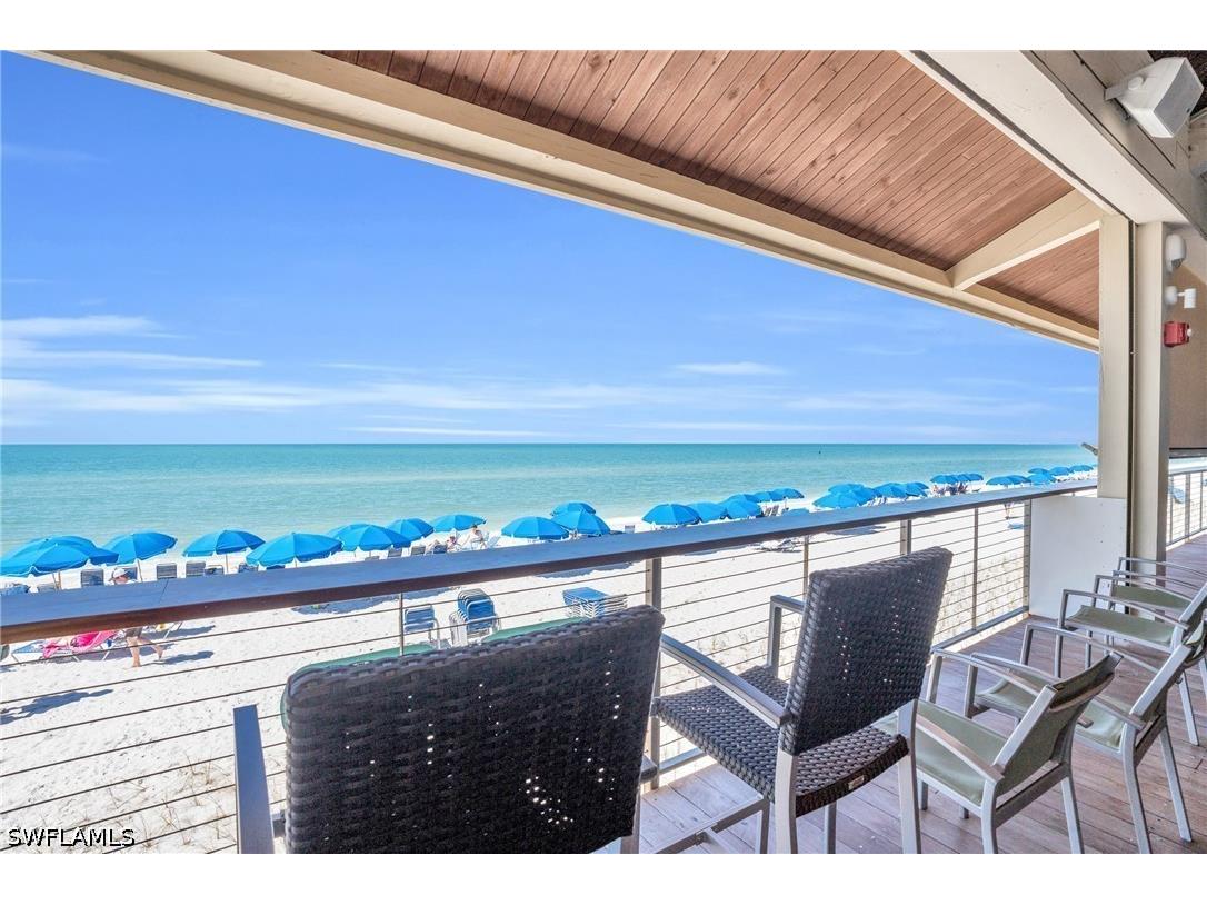 6585 Nicholas Boulevard #902 Naples FL 34108 226014572 image48