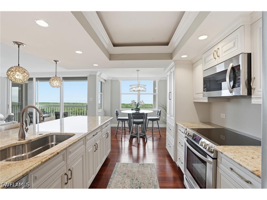 6585 Nicholas Boulevard #902 Naples FL 34108 226014572 image8