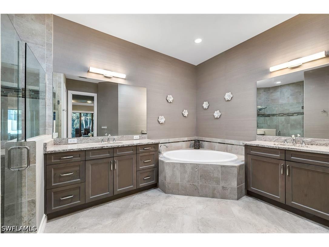6589 Roma Way Naples FL 34113 226022285 image22