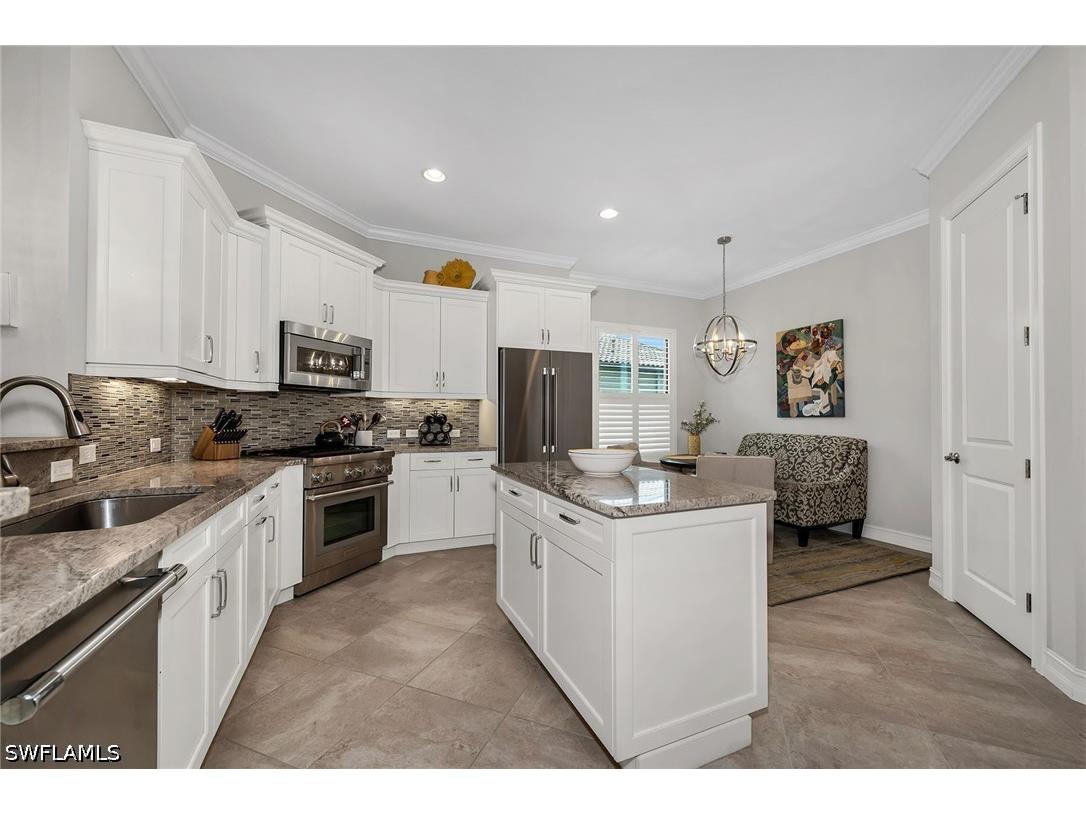 6589 Roma Way Naples FL 34113 226022285 image3