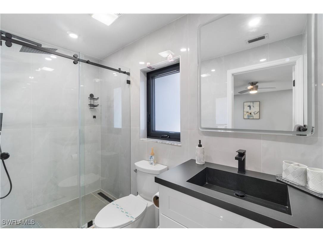 659 108th Avenue N Naples FL 34108 225078639 image17