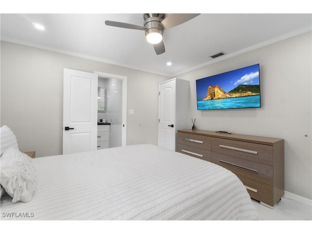 659 108th Avenue N Naples FL 34108 225078639 image19