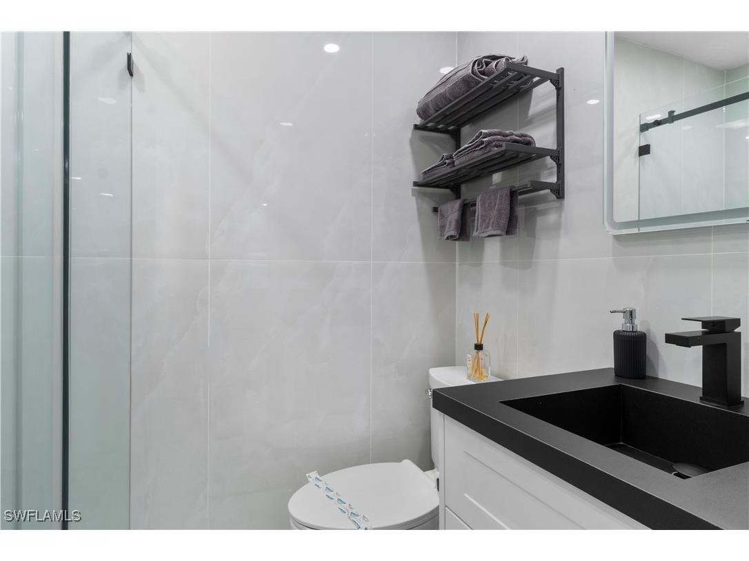 659 108th Avenue N Naples FL 34108 225078639 image26