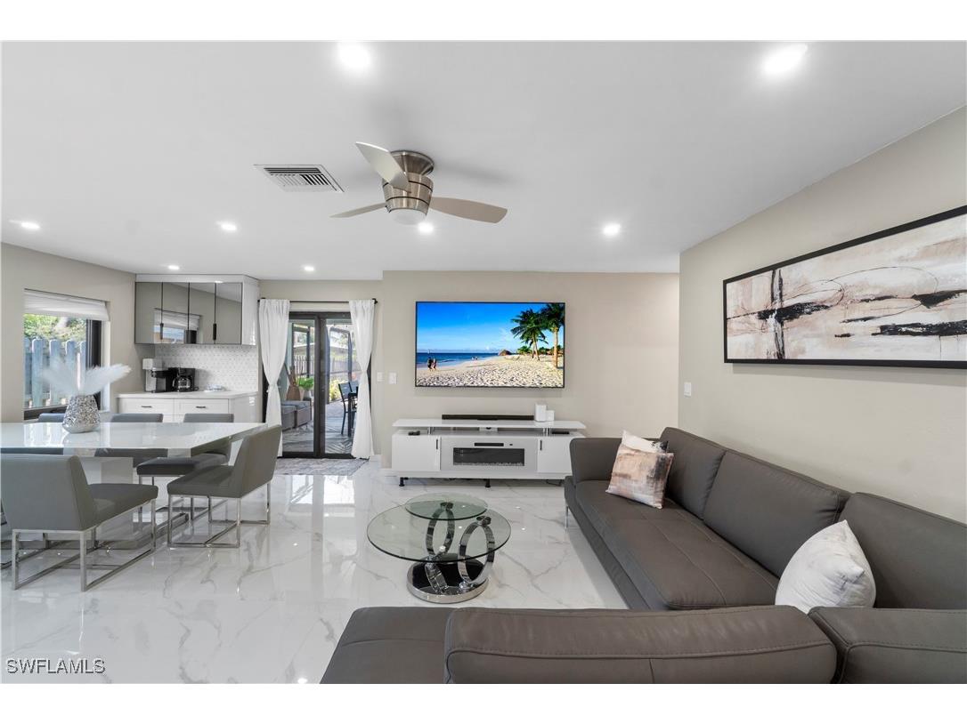 659 108th Avenue N Naples FL 34108 225078639 image4