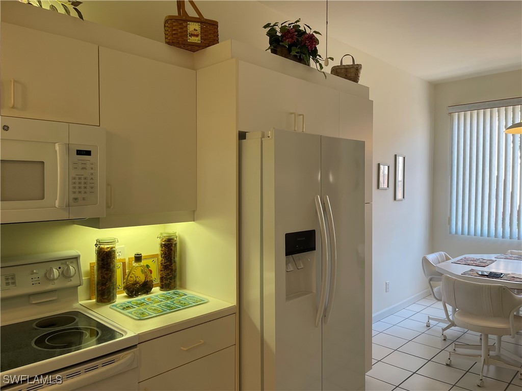 6590 Beach Resort Drive #305 Naples FL 34114 225061228 image3