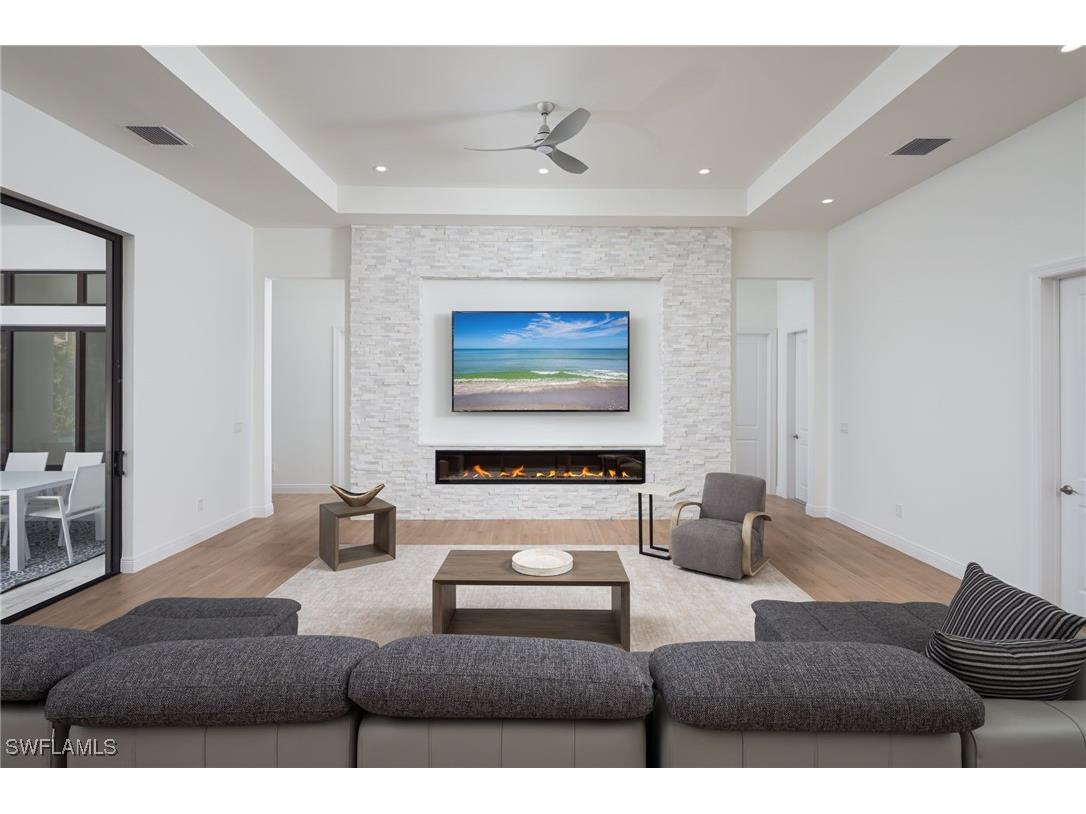 6590 Trail Boulevard Naples FL 34108 225080235 image7