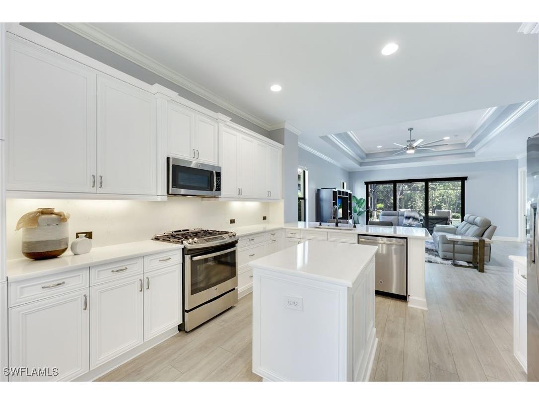 6592 Roma Way Naples FL 34113 224095219 image1