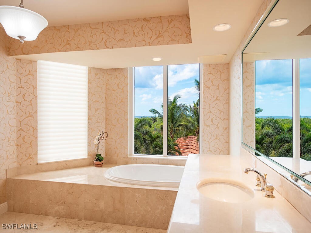 6597 Nicholas Boulevard #503 Naples FL 34108 225081358 image9