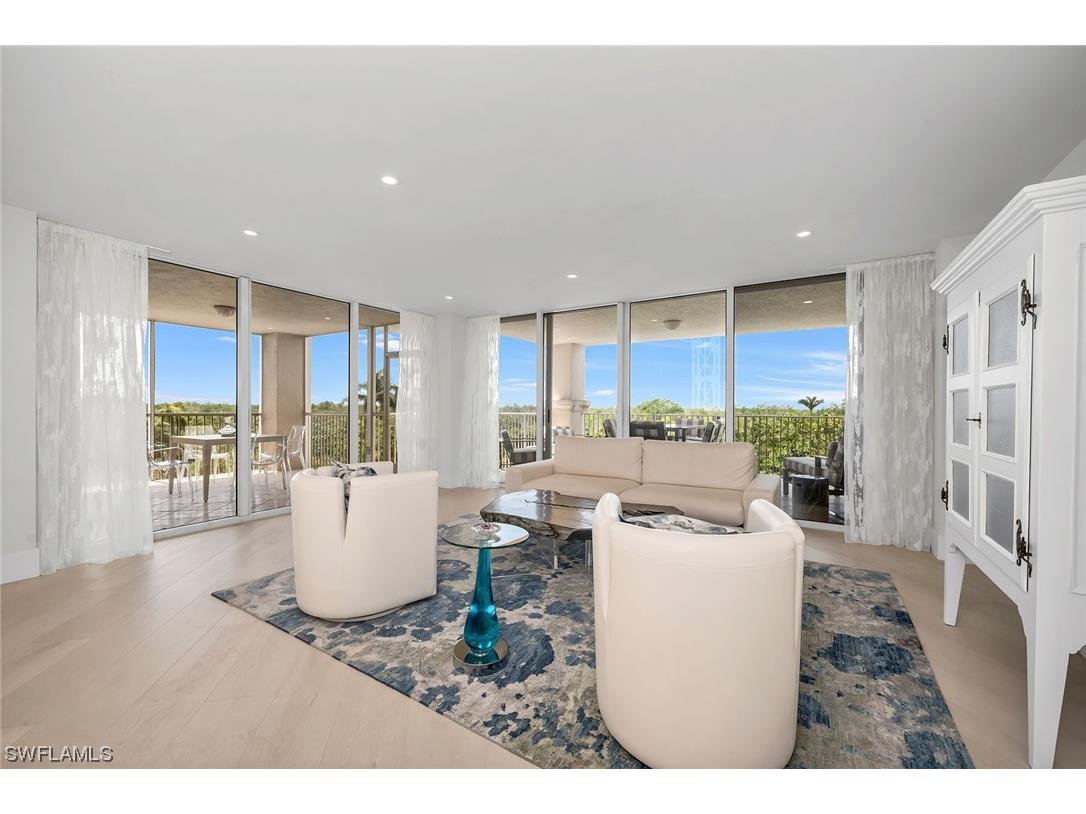 6597 Nicholas Boulevard #401 Naples FL 34108 223063002 image1