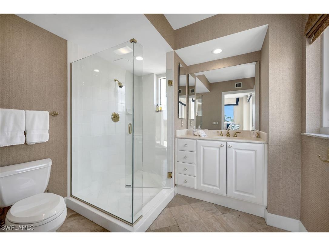 6597 Nicholas Boulevard #401 Naples FL 34108 223063002 image11