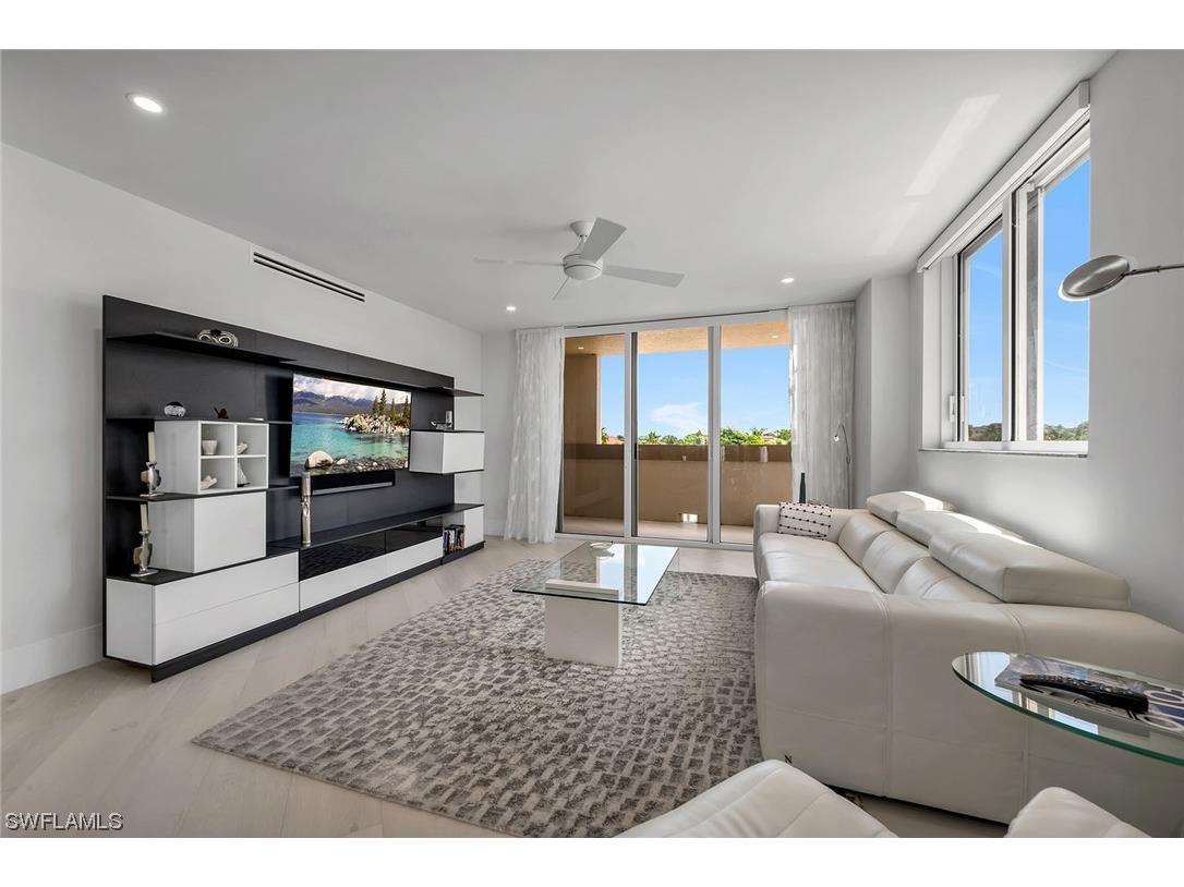 6597 Nicholas Boulevard #401 Naples FL 34108 223063002 image15