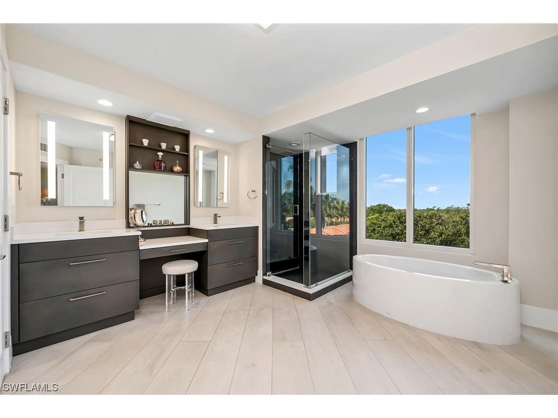 6597 Nicholas Boulevard #401 Naples FL 34108 223063002 image9