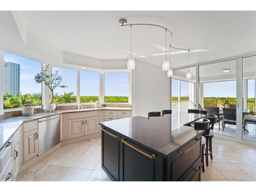 6597 Nicholas Boulevard #601 Naples FL 34108 225072726 image18