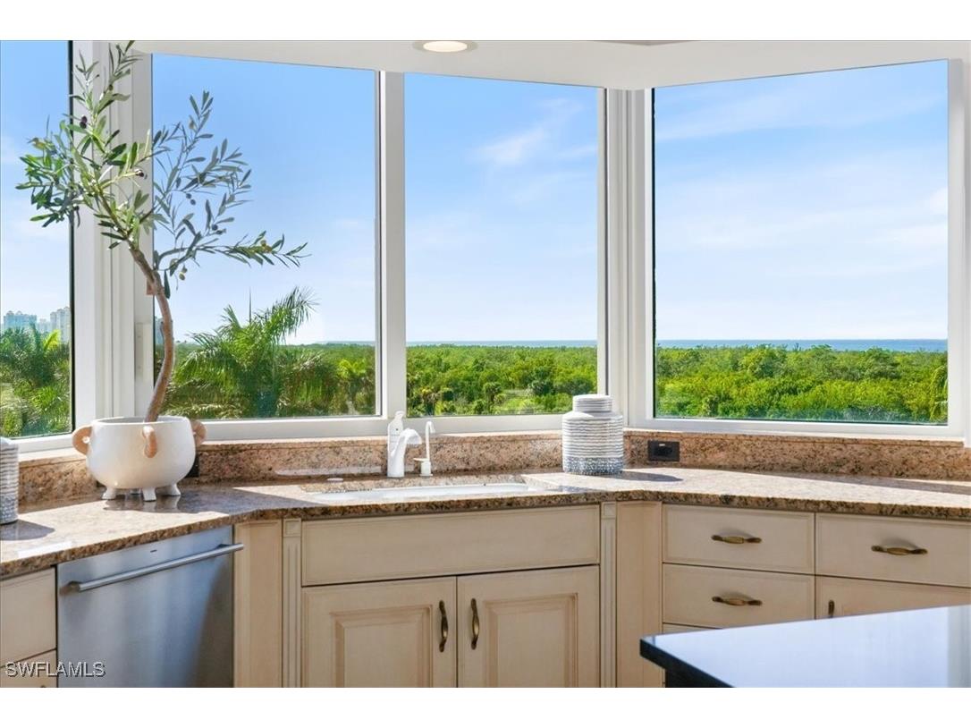 6597 Nicholas Boulevard #601 Naples FL 34108 225072726 image19