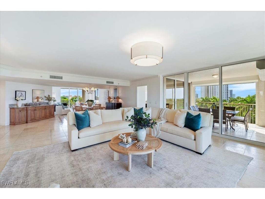 6597 Nicholas Boulevard #601 Naples FL 34108 225072726 image4