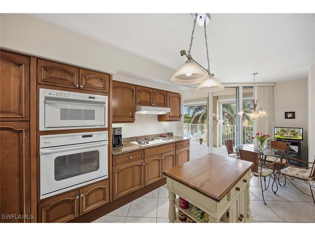 6597 Nicholas Boulevard E #405 Naples FL 34108 226004716 image12