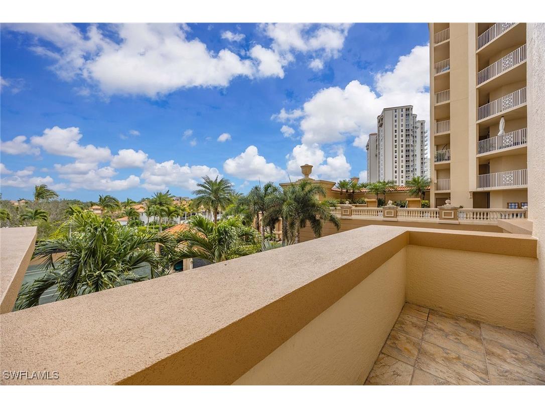 6597 Nicholas Boulevard E #405 Naples FL 34108 226004716 image20