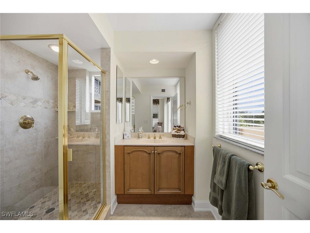 6597 Nicholas Boulevard E #405 Naples FL 34108 226004716 image24