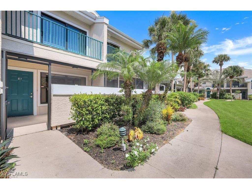 66 Emerald Woods Drive #H7 Naples FL 34108 224069280 image1